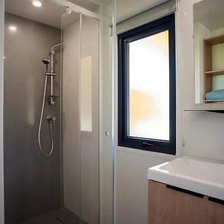 Κάμπινγκ Ideal Lampele Gmbh *