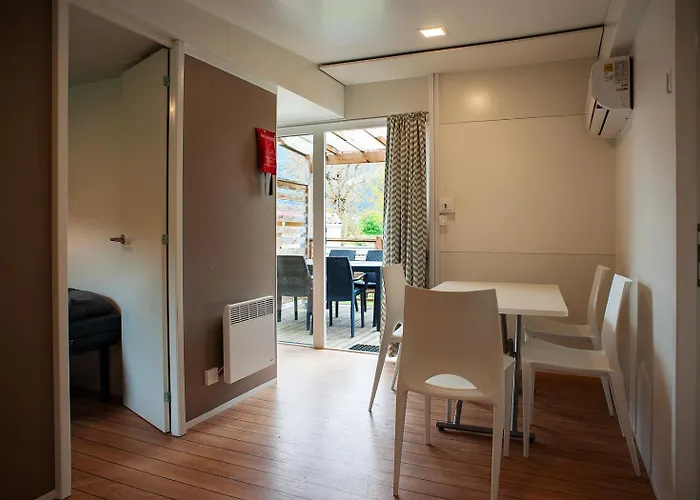 Кемпинг Ideal Camping Lampele *